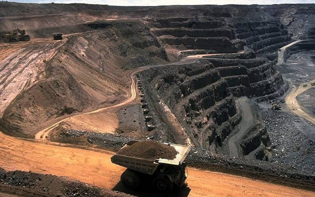 South West Pinnacle Exploration Ltd Sees Shares Rise 5% After Receiving CMPDI Awards