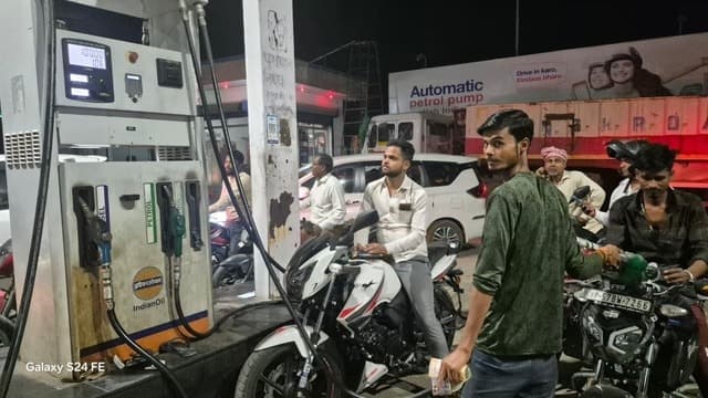 Global Petrol Prices Surge Following Iran War