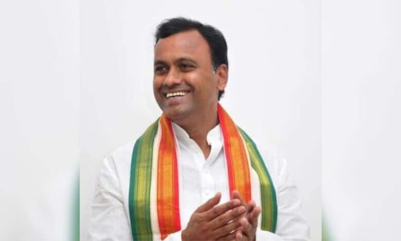 Congress MLA Komatireddy Raj Gopal Reddy Vows to Change Politics in Telangana Like Tamil Nadu