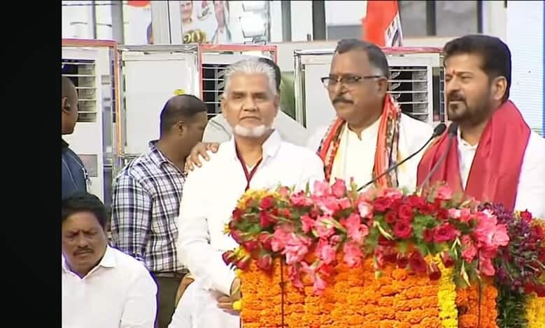 Telangana Chief Minister Promises Prominent Position to Political Rival